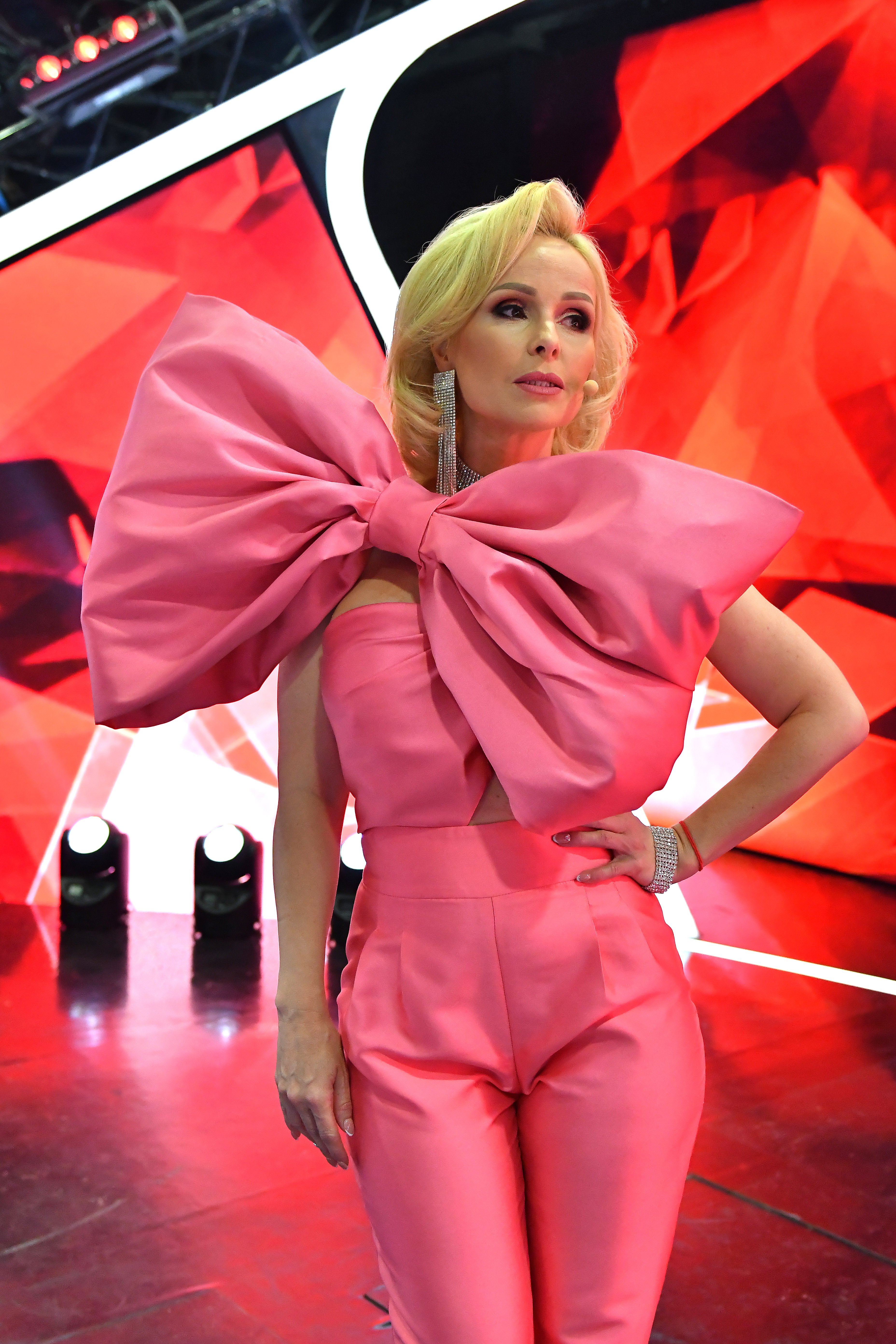 Köllő Babett Sztárban sztáros szettjei