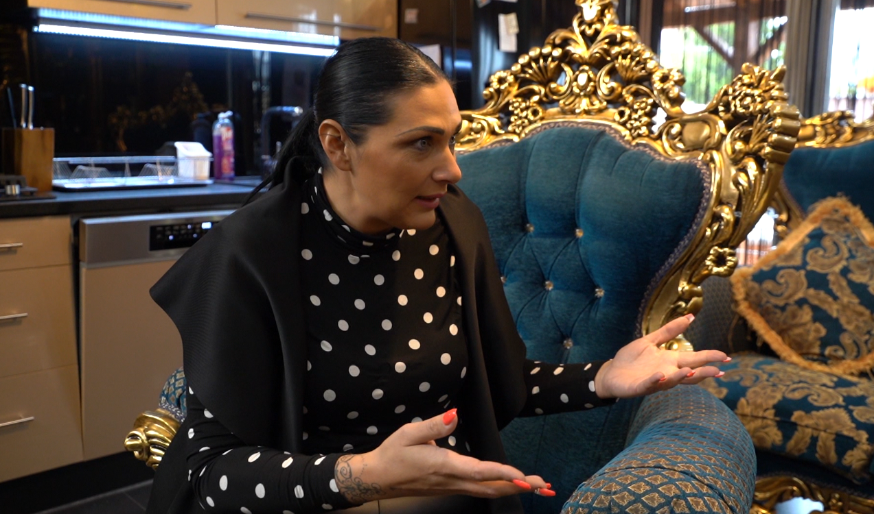 tina drága családom