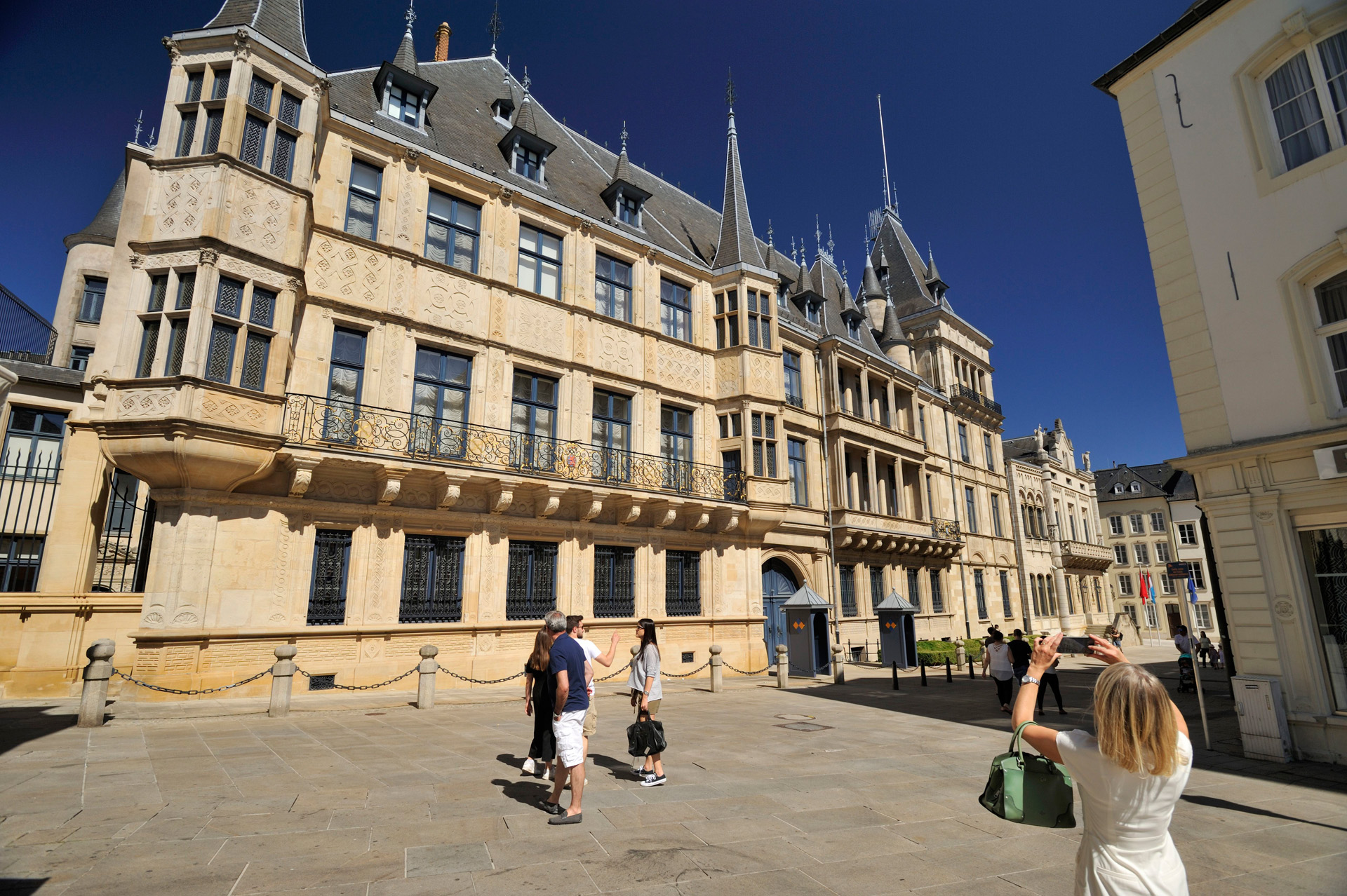 Disney-kastély a pinduri nagyhercegségben