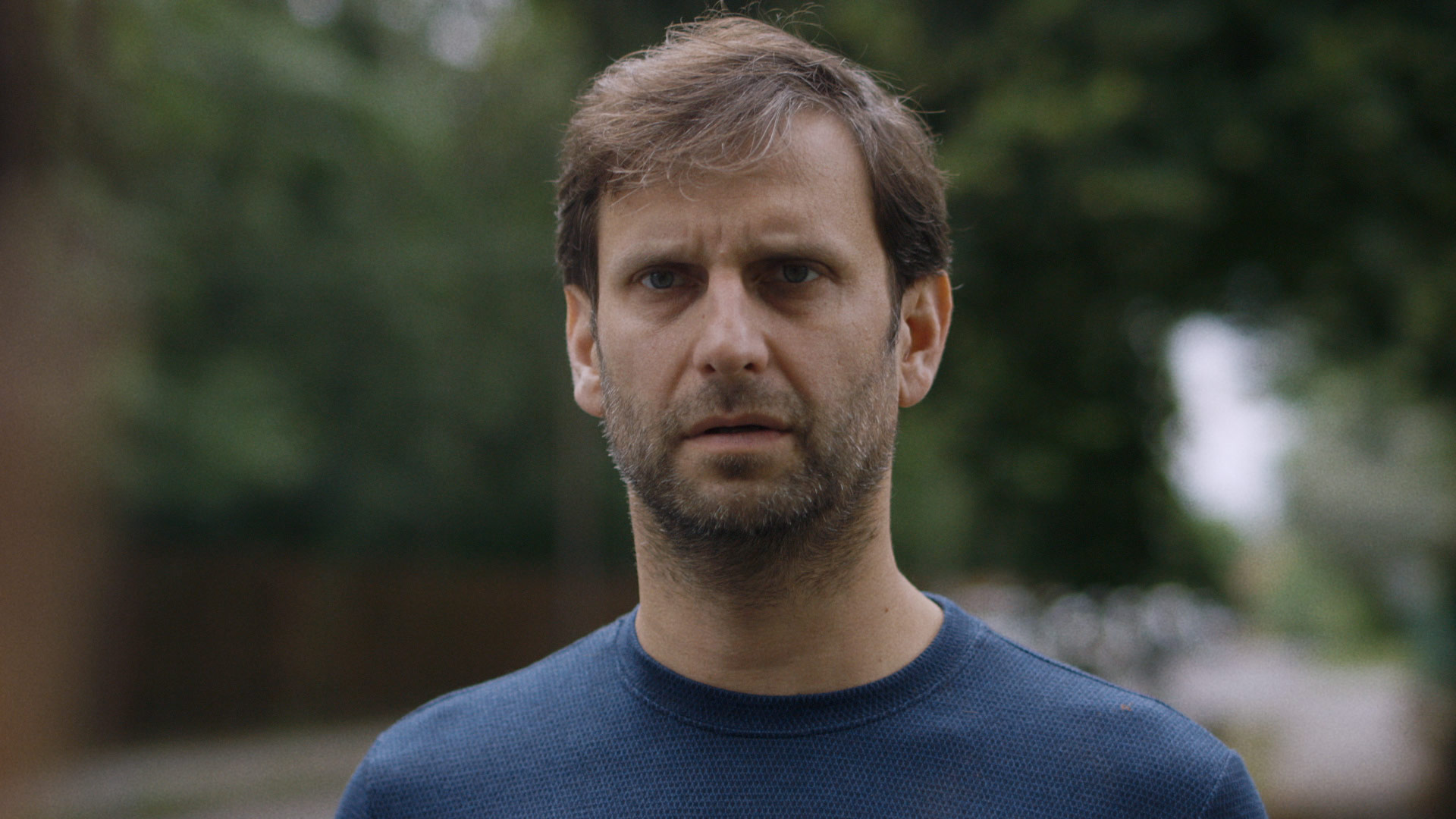 Simon Kornél a Zuniverzum című HBO-filmben