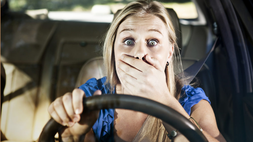 Gyereke életét kockáztatta a gyorsforgalmi úton megálló anya