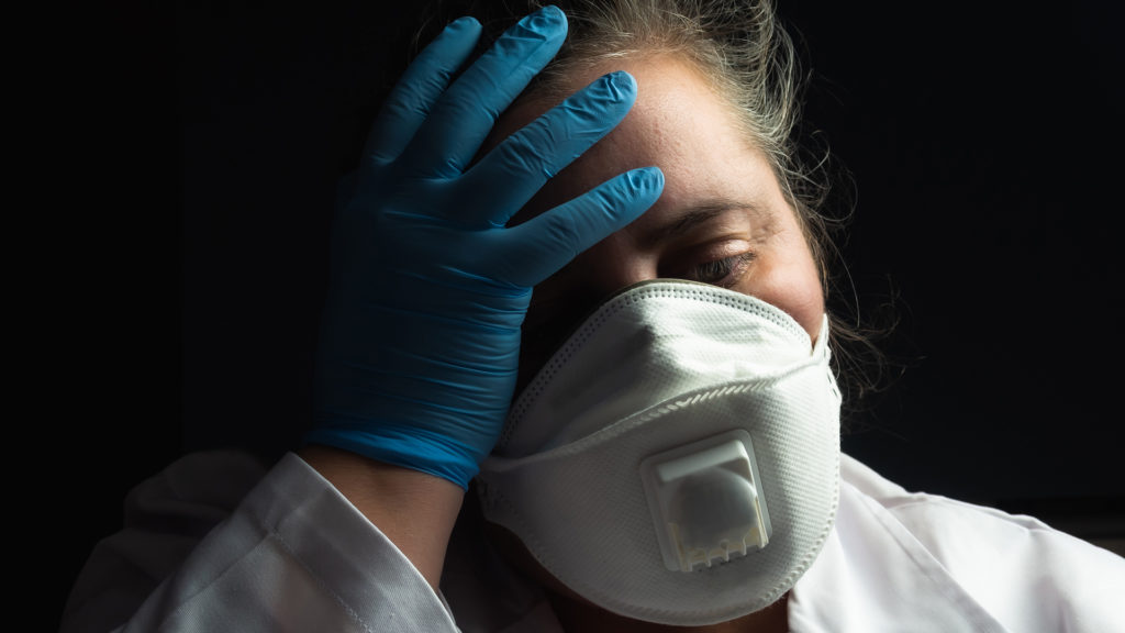 Több mint 5000 új koronavírus-fertőzött egy nap alatt