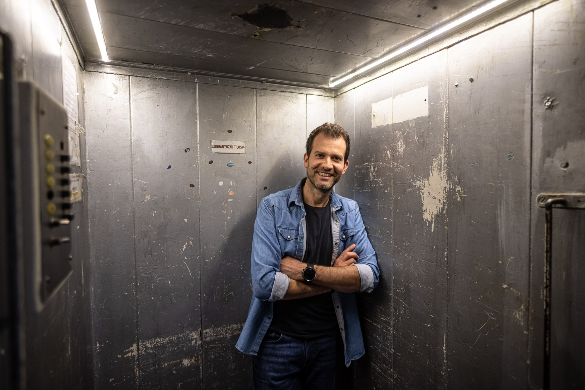 Fördős Zé interjú közben