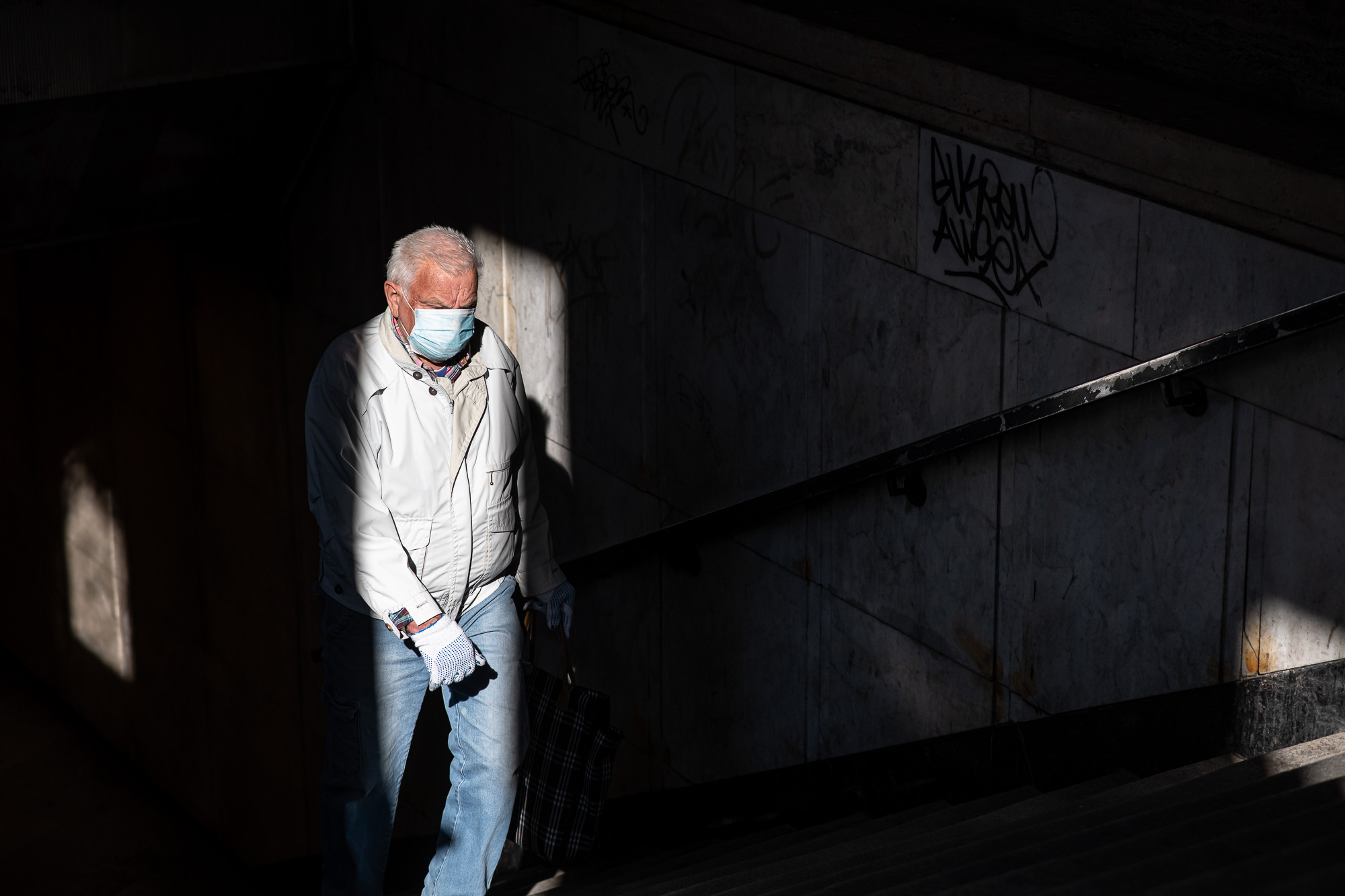 Kötelező maszkhordás