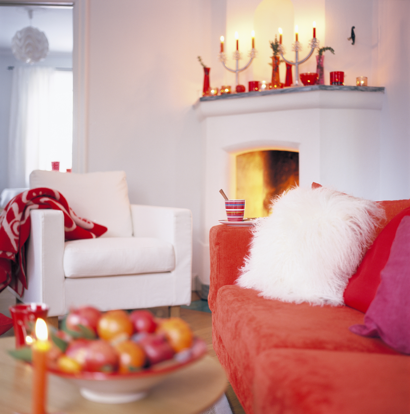 A szőrös párna nem csak karácosnykor trendi