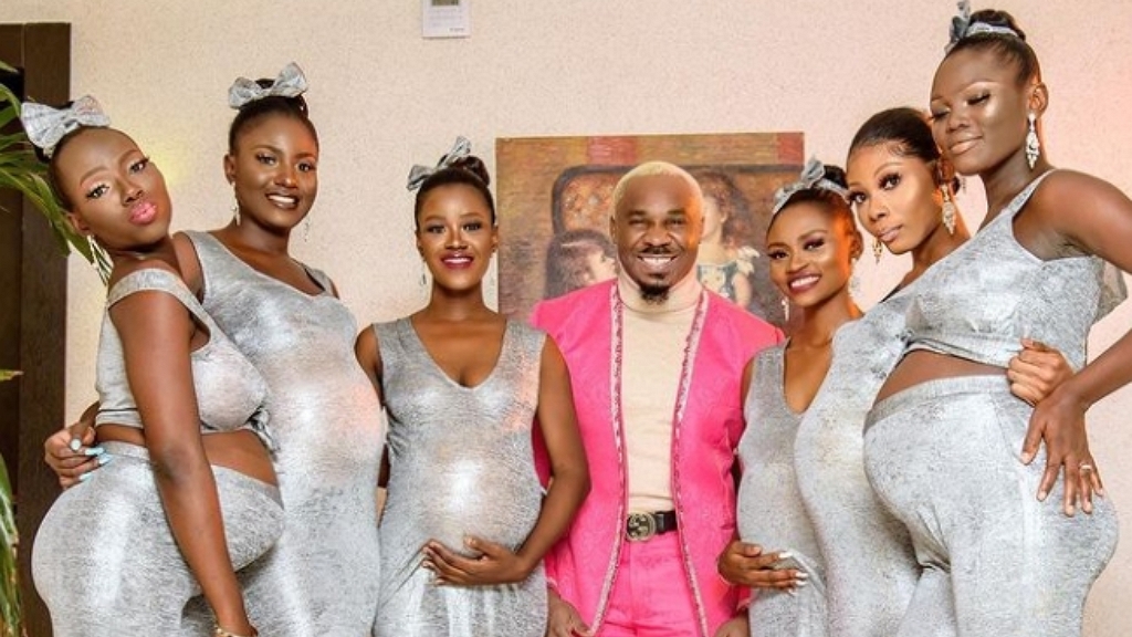 Mind a hat nő ettől a férfitől várandós