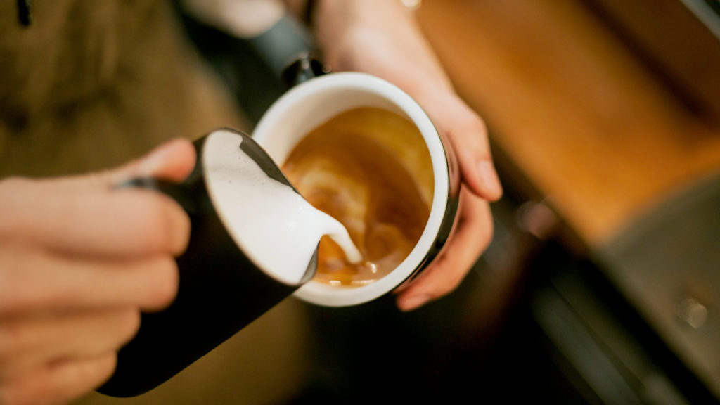 Aro márkájú tejet hív vissza a Nébih