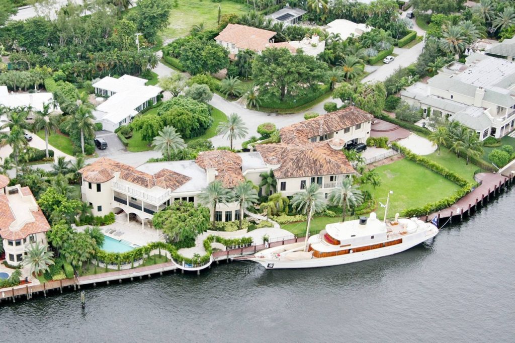 Johnny Depp imádja szórni a pénzt