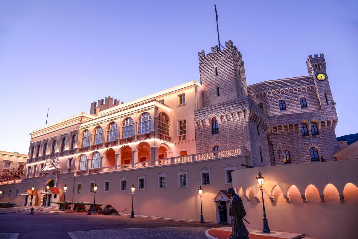 Erődből gyönyörű palota