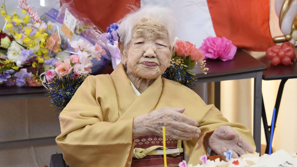 A világ legidősebb embere, Tanaka Kane a 117-ik születésnapját ünnepli