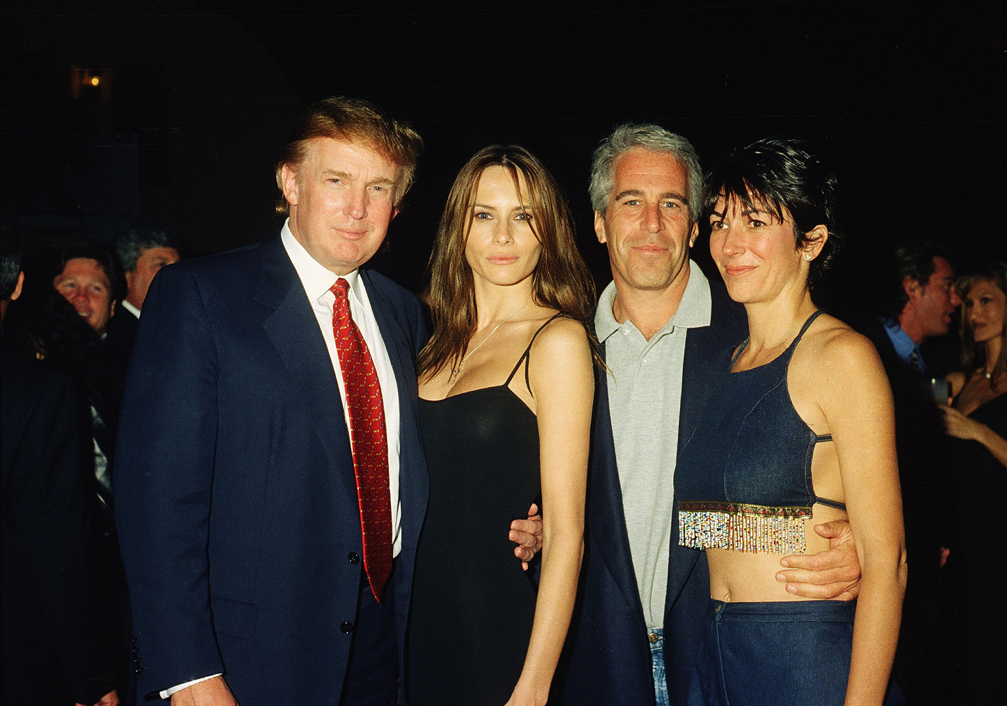 Donald Trumpék és Jeffrey Epsteinék 2000-ben (fotó: Davidoff Studios/Getty Images)