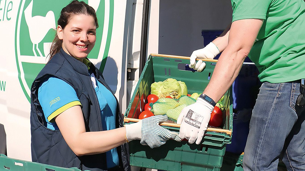 Köszönet a vásárlóknak és a kollégáknak! (x)