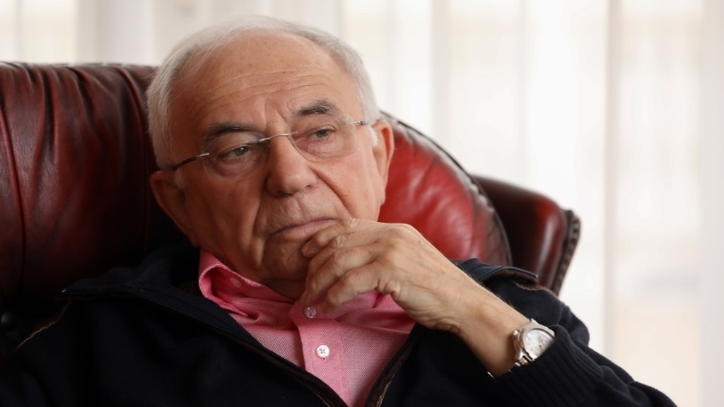 Első riportalanyát gyászolja Vitray