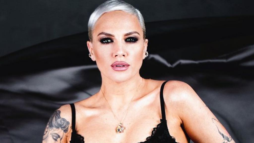 Tóth Gabi és az anyaság