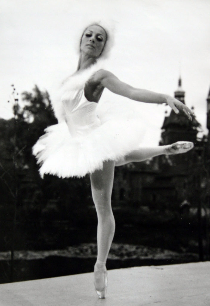 Isten legyen a talpán, aki parancsolgatni akar nekem