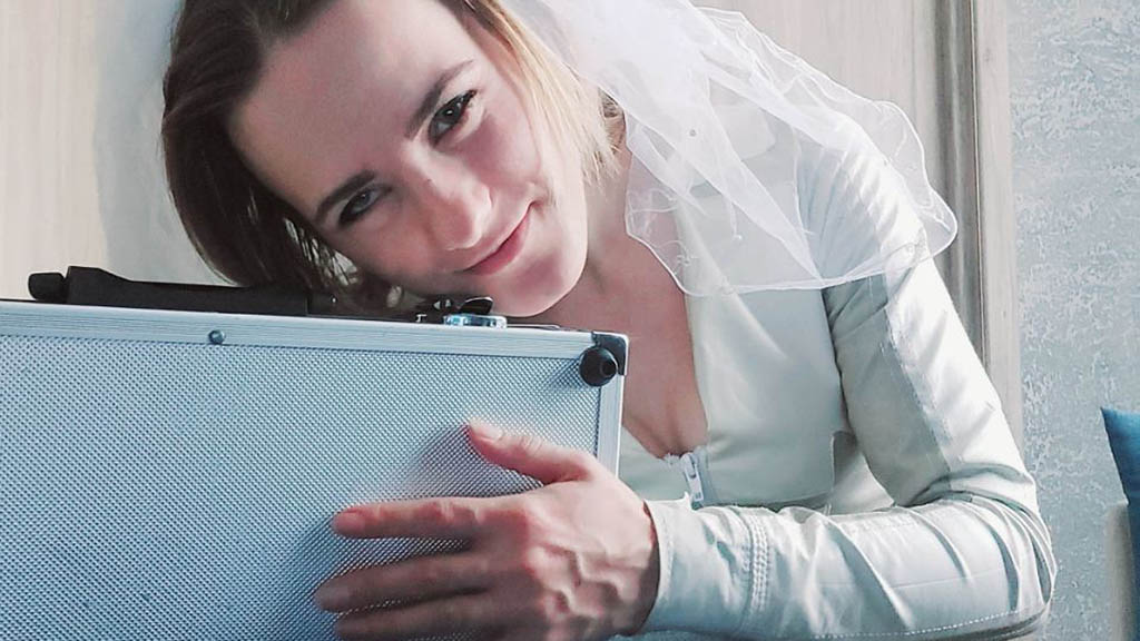 Aktatáska, házasság