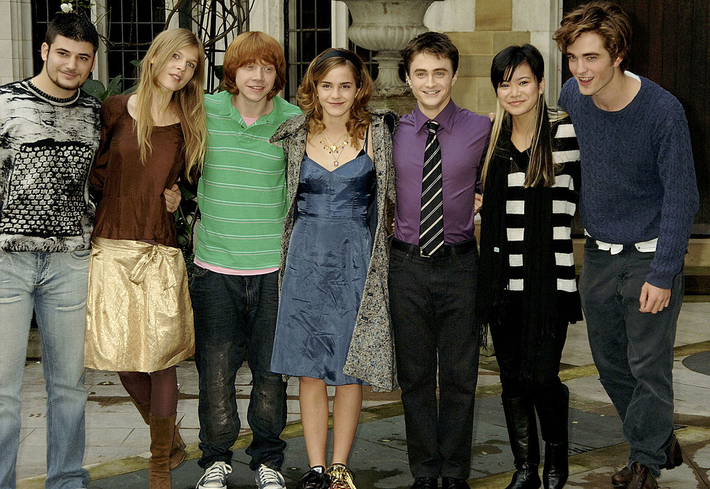 Stanislav Ianevski, Clemence Poesy, Rupert Grint, Emma Watson, Daniel Radcliffe, Katie Leung és Robert Pattinson