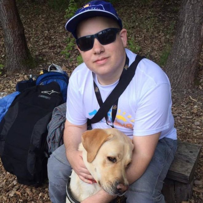 Menhelyi kutyából lett vakvezető kutyák