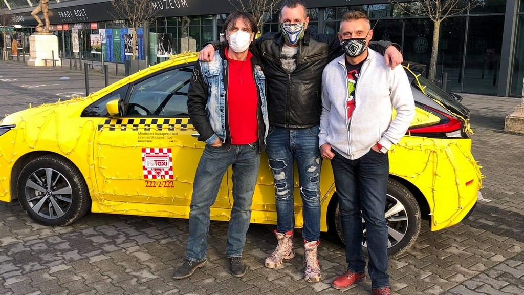 Irigy Hónaljmirigy és a fénytaxi