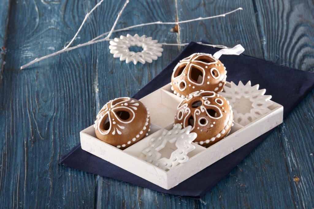 Mézeskalácsból készült dekoráció