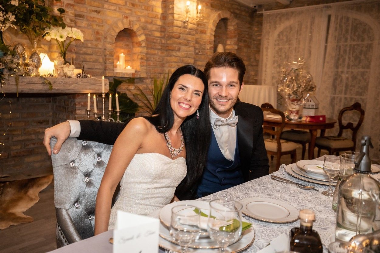 Az udvarház és az ifjú pár