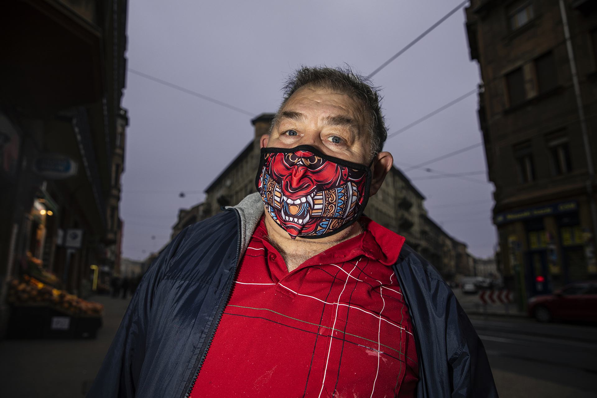 Leportréztuk a legjobb budapesti maszkokat: drog, perverz felirat, koponya és cuki állatkák a szöveten