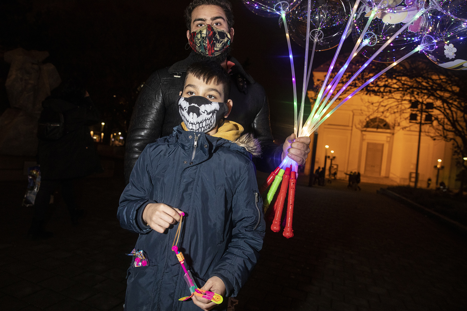 Leportréztuk a legjobb budapesti maszkokat: drog, perverz felirat, koponya és cuki állatkák a szöveten