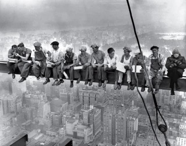 Elszabadultak a Bernie Sanders szenátorról készült mémek