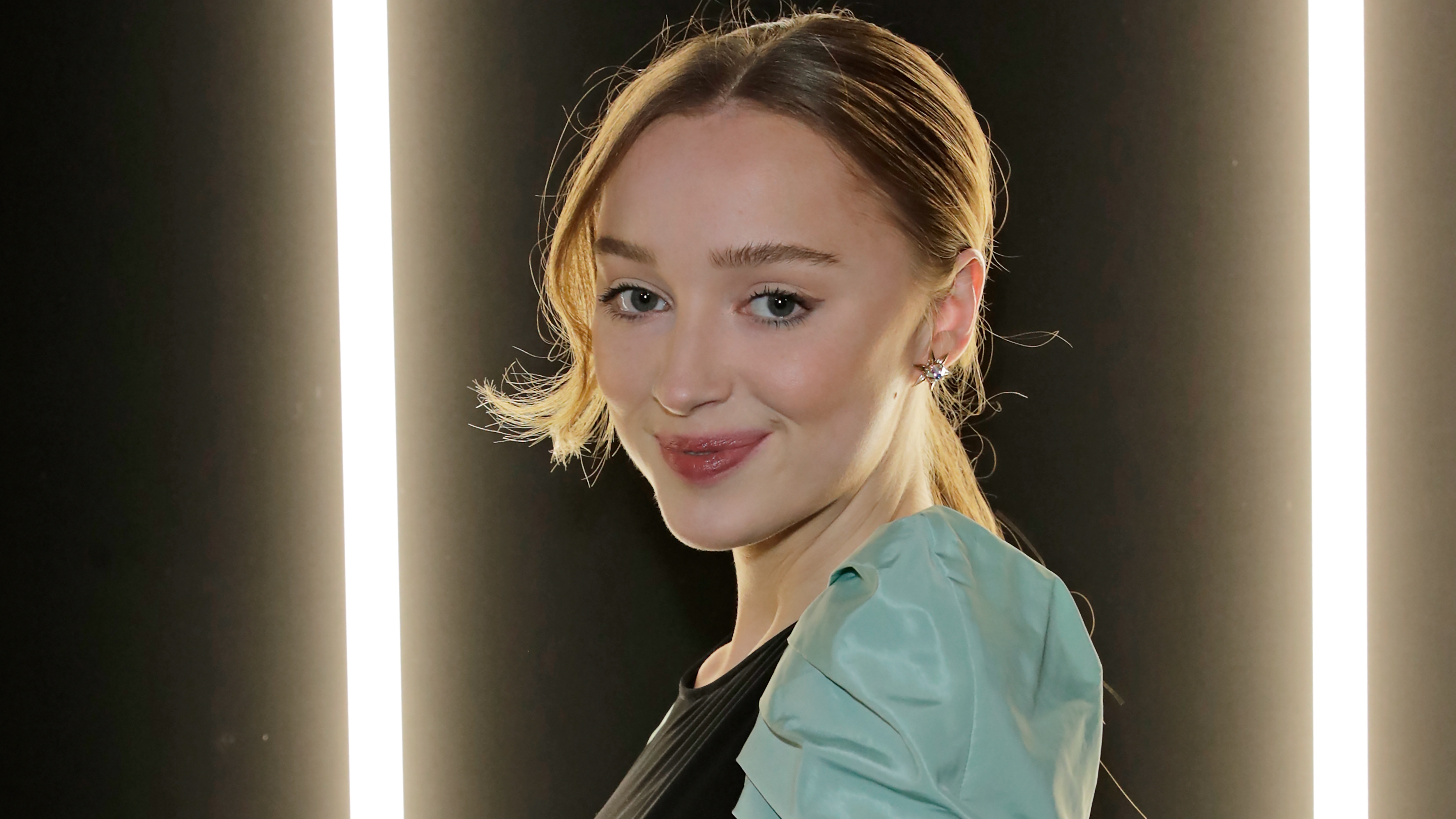 Phoebe Dynevor