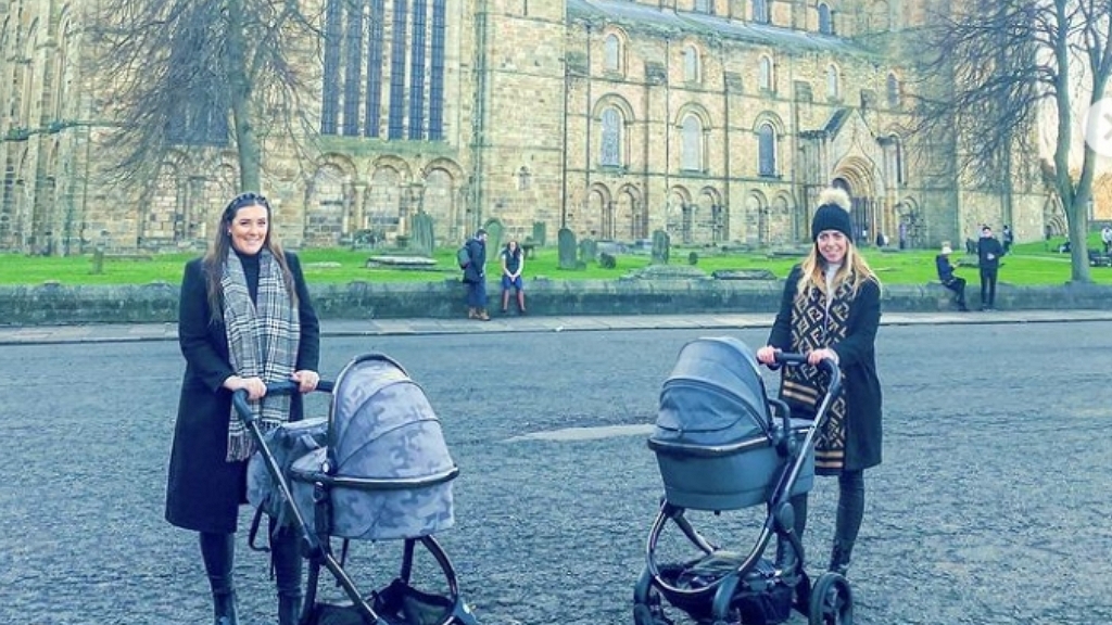 Mindent együtt csinál a két jó barátnő