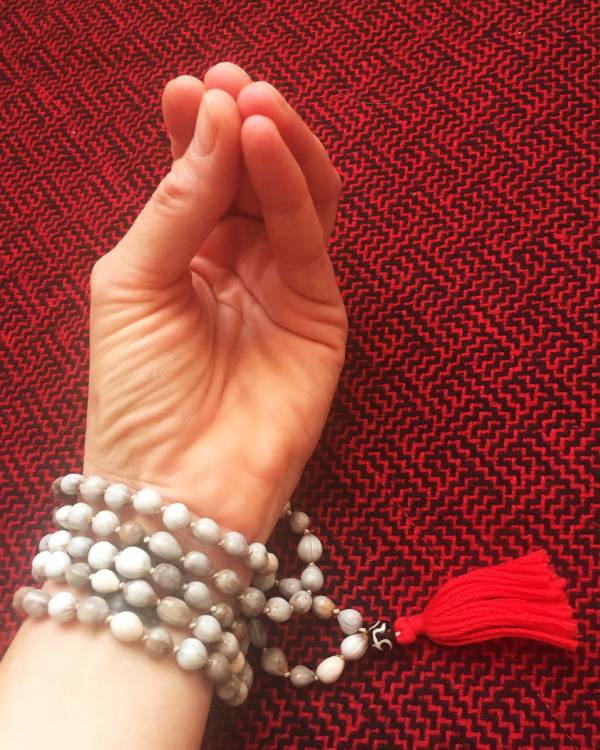 szamána mudra jóga kéztartás