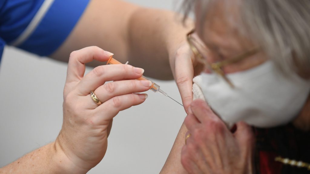 Koronavírus elleni oltás