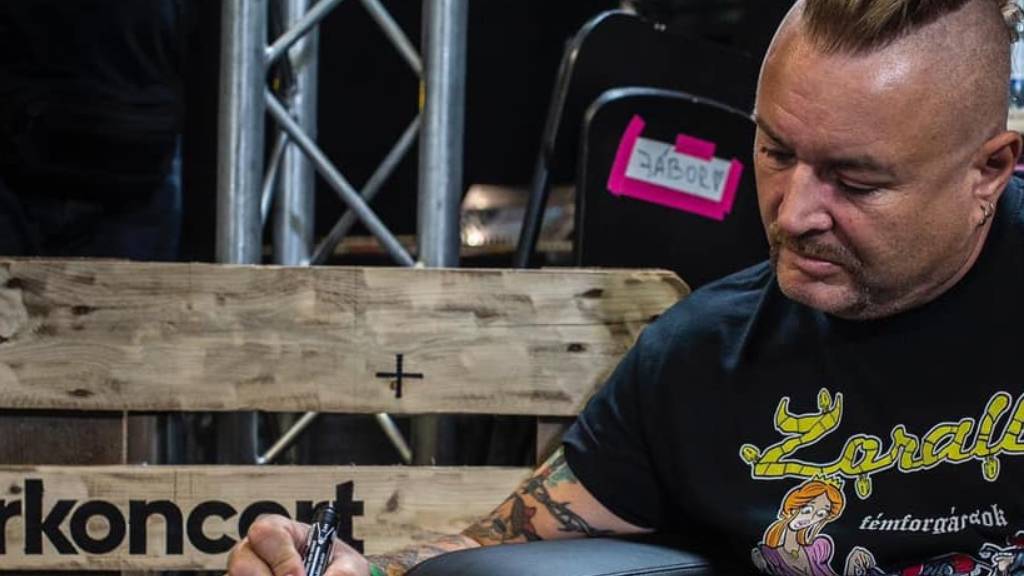 Lévai Hangyássy László