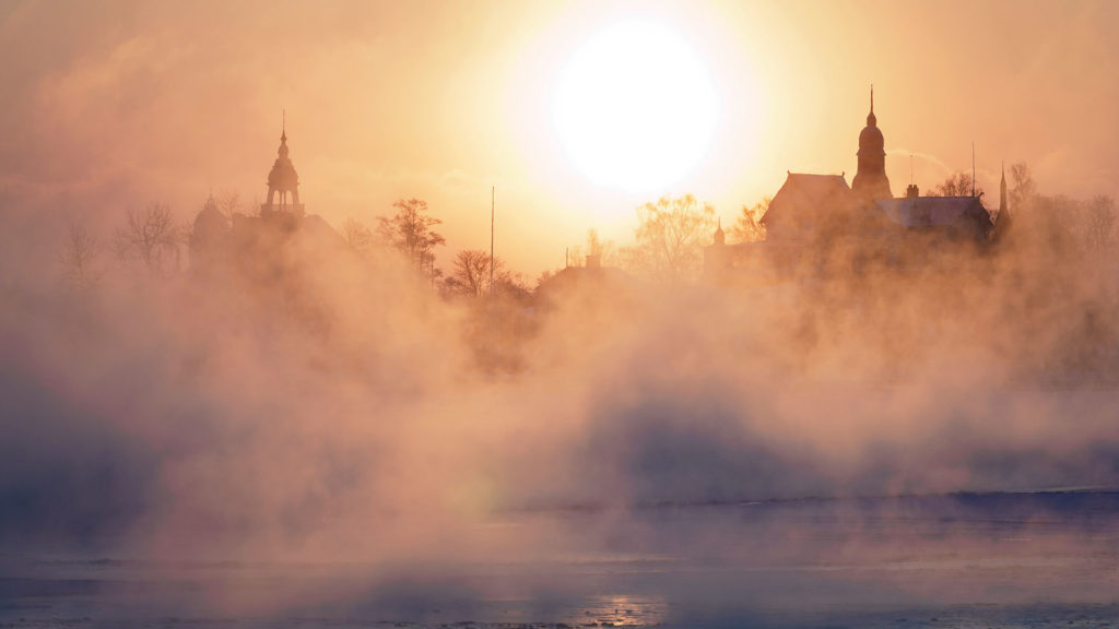 Helyenként napos, helyenként ködös időjárás érkezik