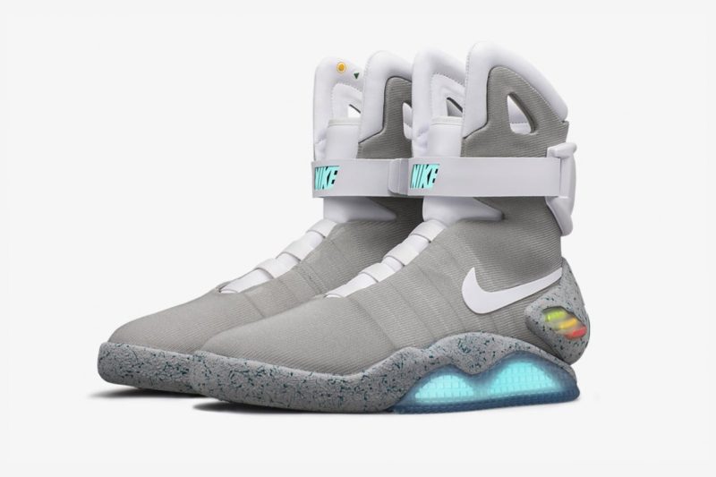 Self-Lacing Nike MAG