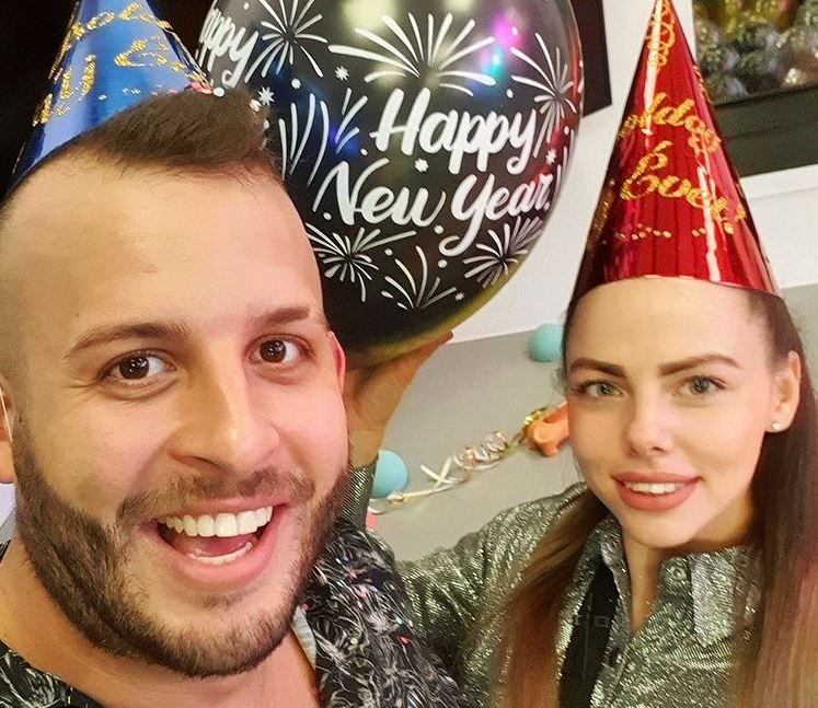 ValóVilág 10 szilveszteri buliján már együtt köszöntötte az új évet VV Renátó és VV Fru