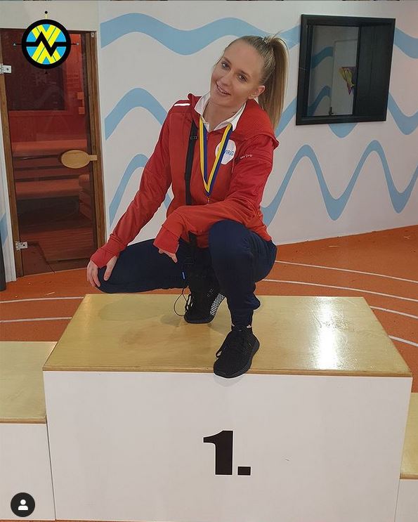 VV Virág a bent töltött időszakban többnyire nem sminkelte magát