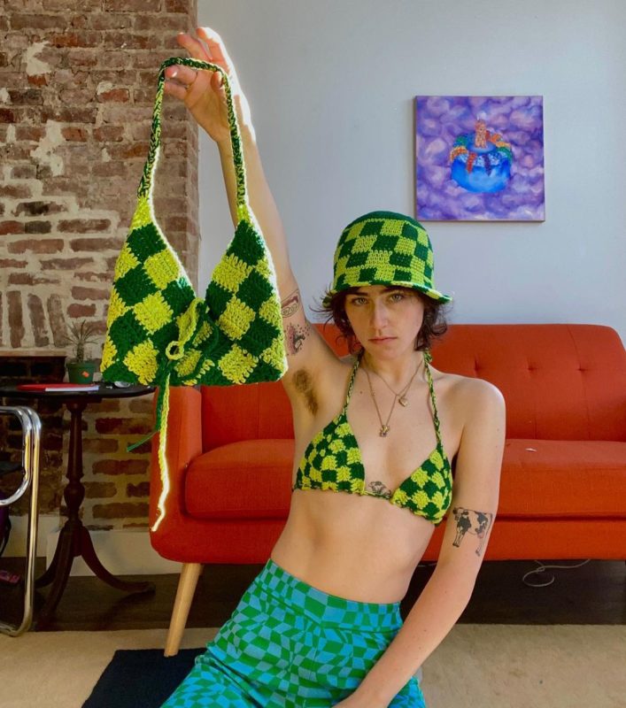 Ella Emhoff saját készítésű ruháiban