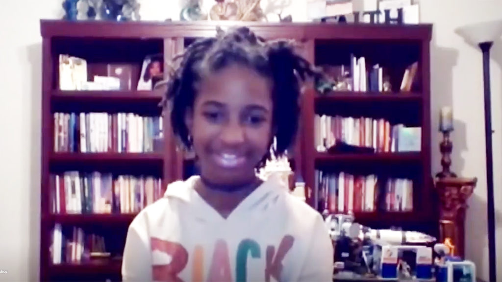 Ez a 12 éves kislány már az egyetemi óráira készül