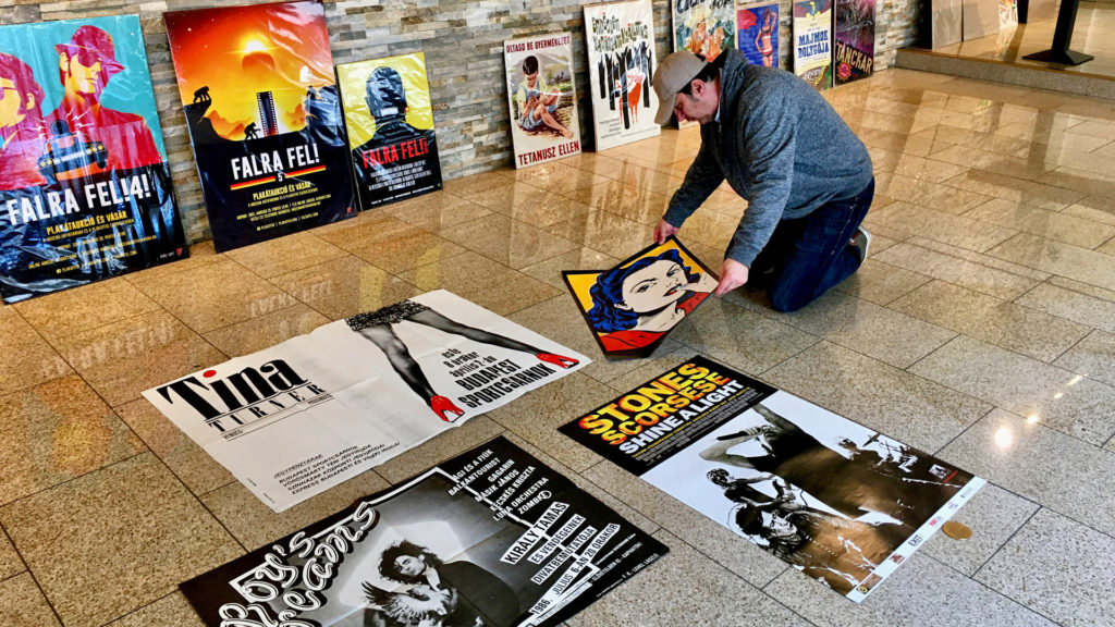 Ötödször kerül sor a Falra fel! plakátaukcióra