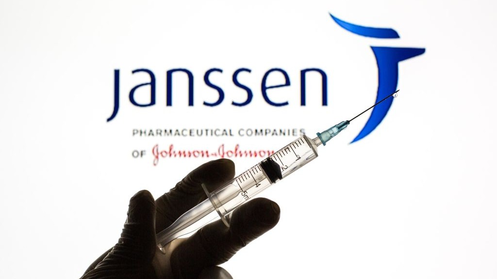 A Johnson & Johnson Janssen vakcinája (fotó: Thiago Prudencio/SOPA Images/LightRocket via Getty Images)