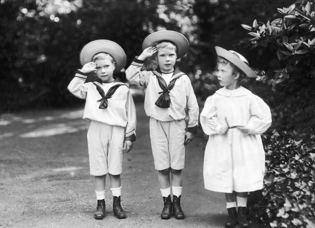 Kínzások, szadista nevelők, gyilkos dajkák - Rémtörténetek a királyi gyerekszobákból