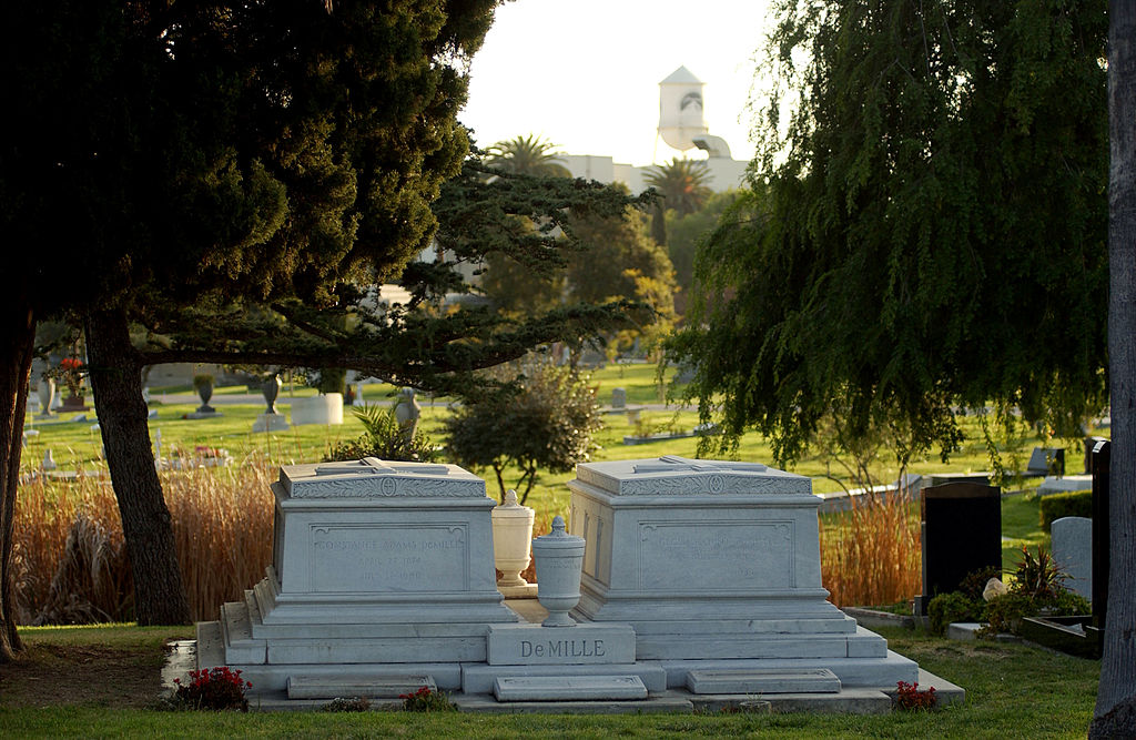 Cecil B. DeMille síremléke