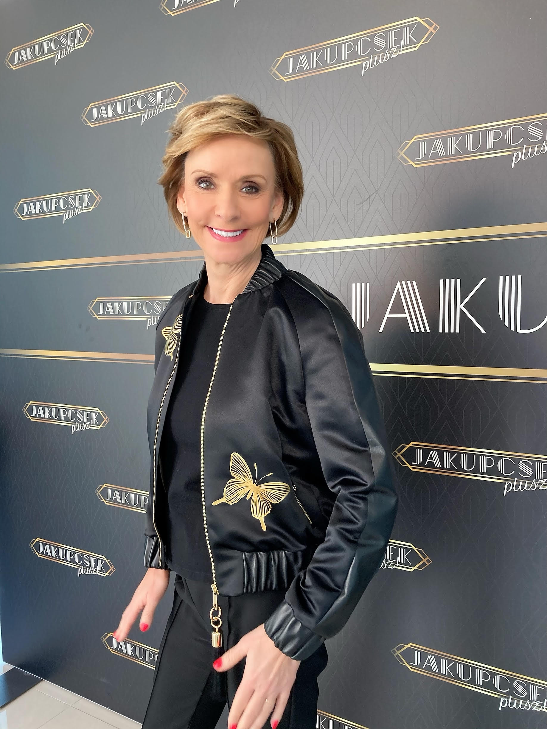 Jakupcsek Gabriella.: „Minden kislánynak tudnia kellene erről, mielőtt még megtörténik”