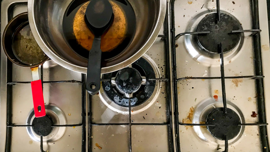 Higiéniai gondok miatt zárt be egy éttermet a Nébih