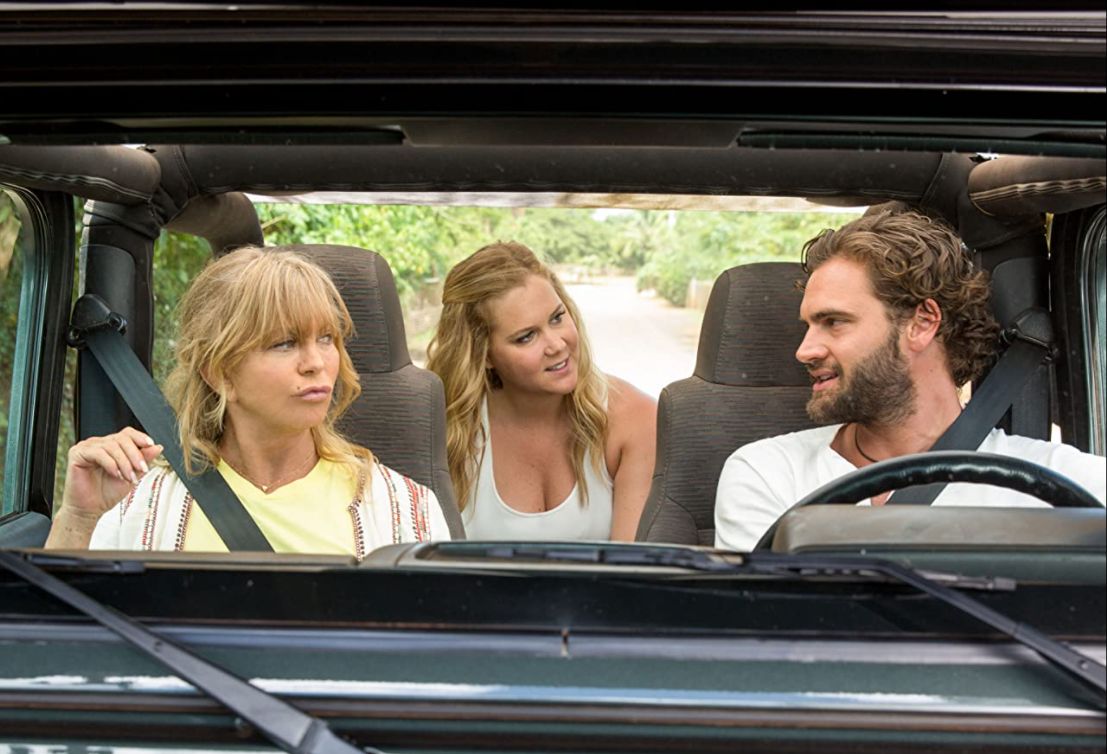 Hírességekkel játszott Tom Bateman