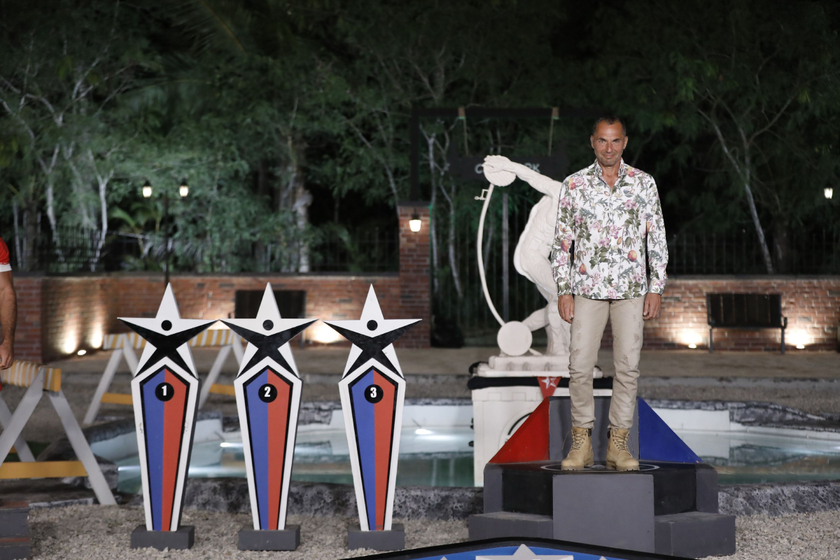 Palik László bakancsban Dominikán