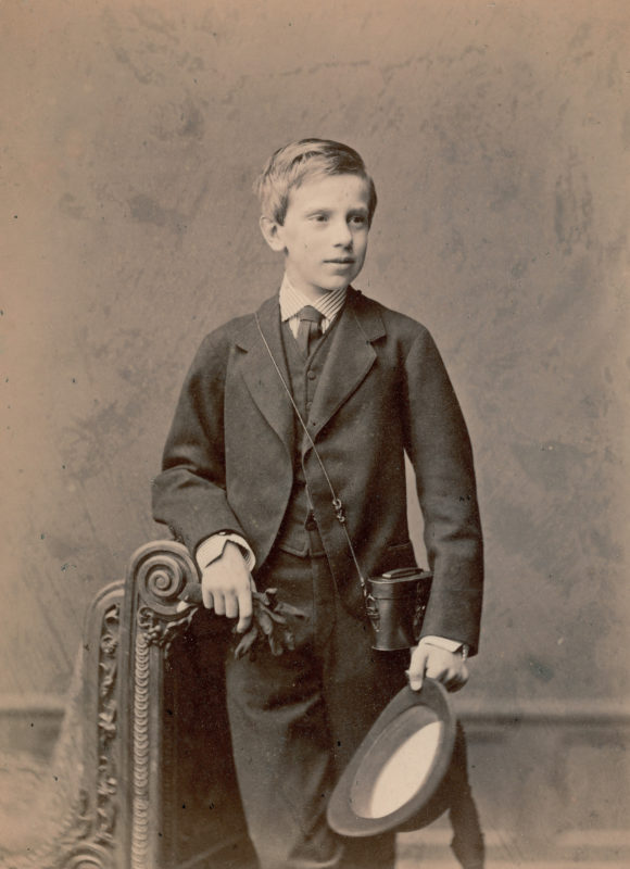 Kínzások, szadista nevelők, gyilkos dajkák - Rémtörténetek a királyi gyerekszobákból