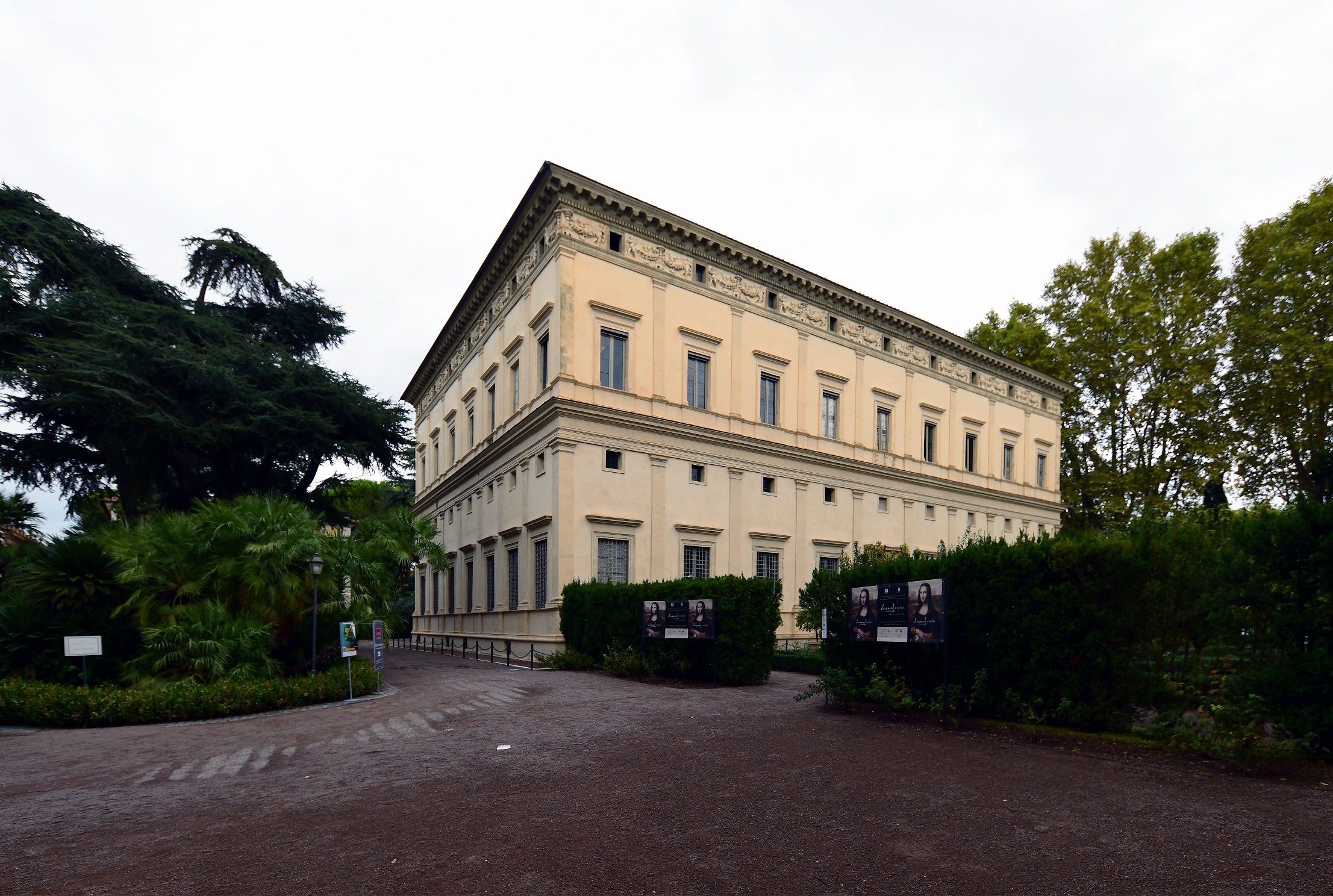 A Villa Farnesina ma (fotó: Wikipedia)