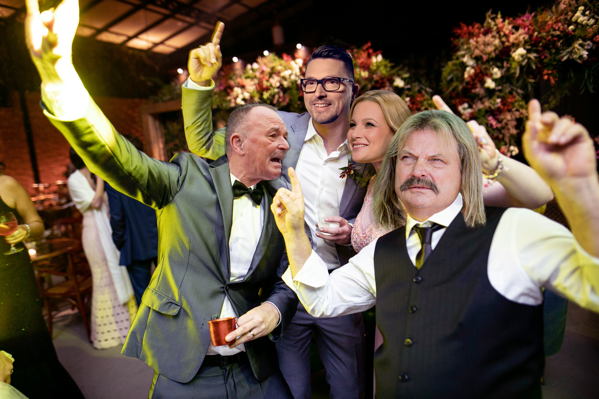 Feró, Ákos, Andi és Mándoki jól érzik magukat (Fotó: nlc illusztráció)